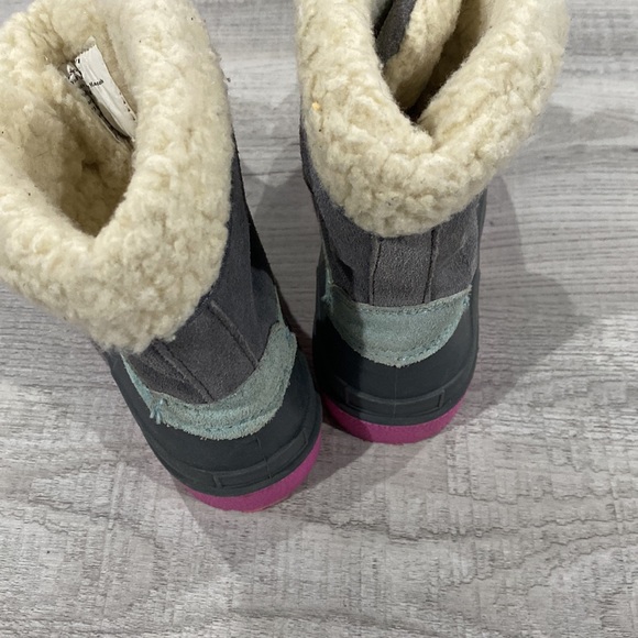 Circo Girl's Thermolite Snowboots Excellent condition well insulated/ warm - Picture 3 of 5